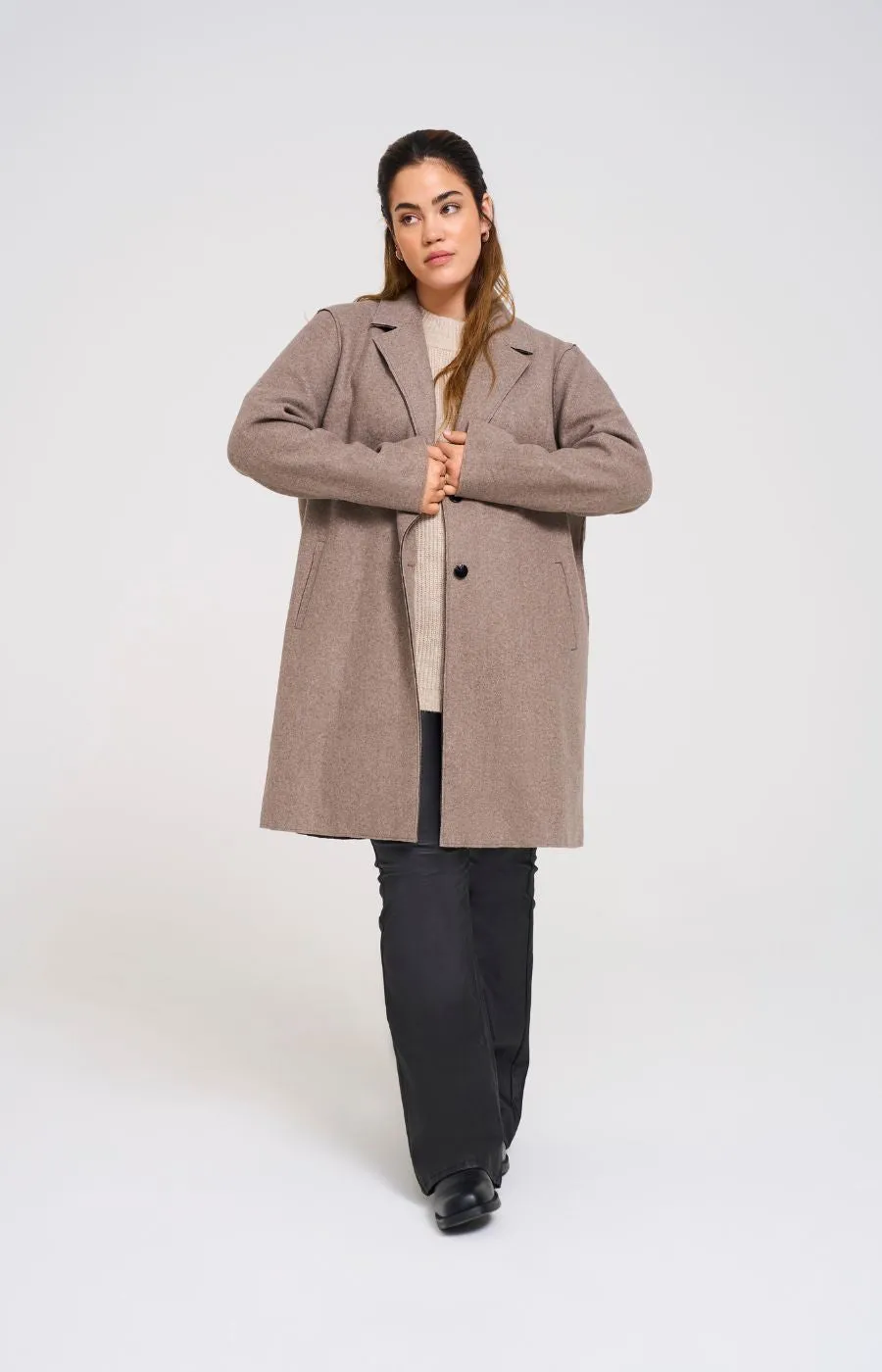 Only Carmakoma Carrie Coat in Taupe