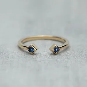 Open Ring - Blue sapphires / Midnight blue