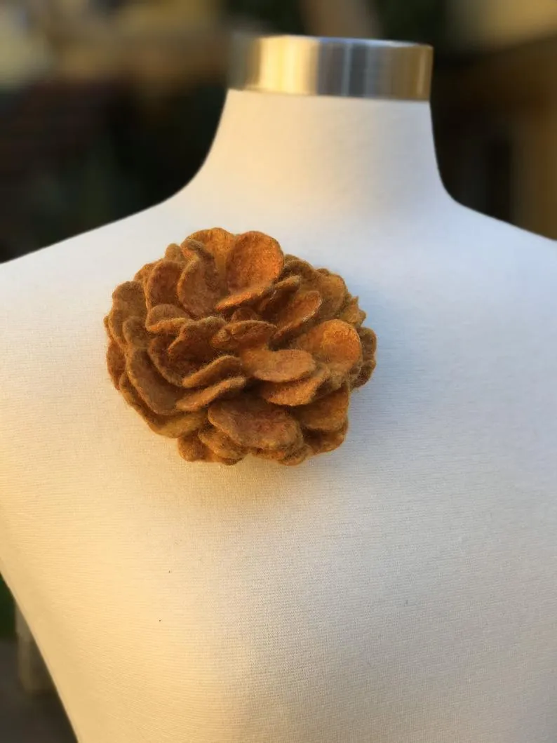 Orange Flower Felted Brooch, Valentine's day Gifts, Flower Brooch, Felted Flower Brooch, Felted Flower pin, Wool Jewelry, Wool Brooch,