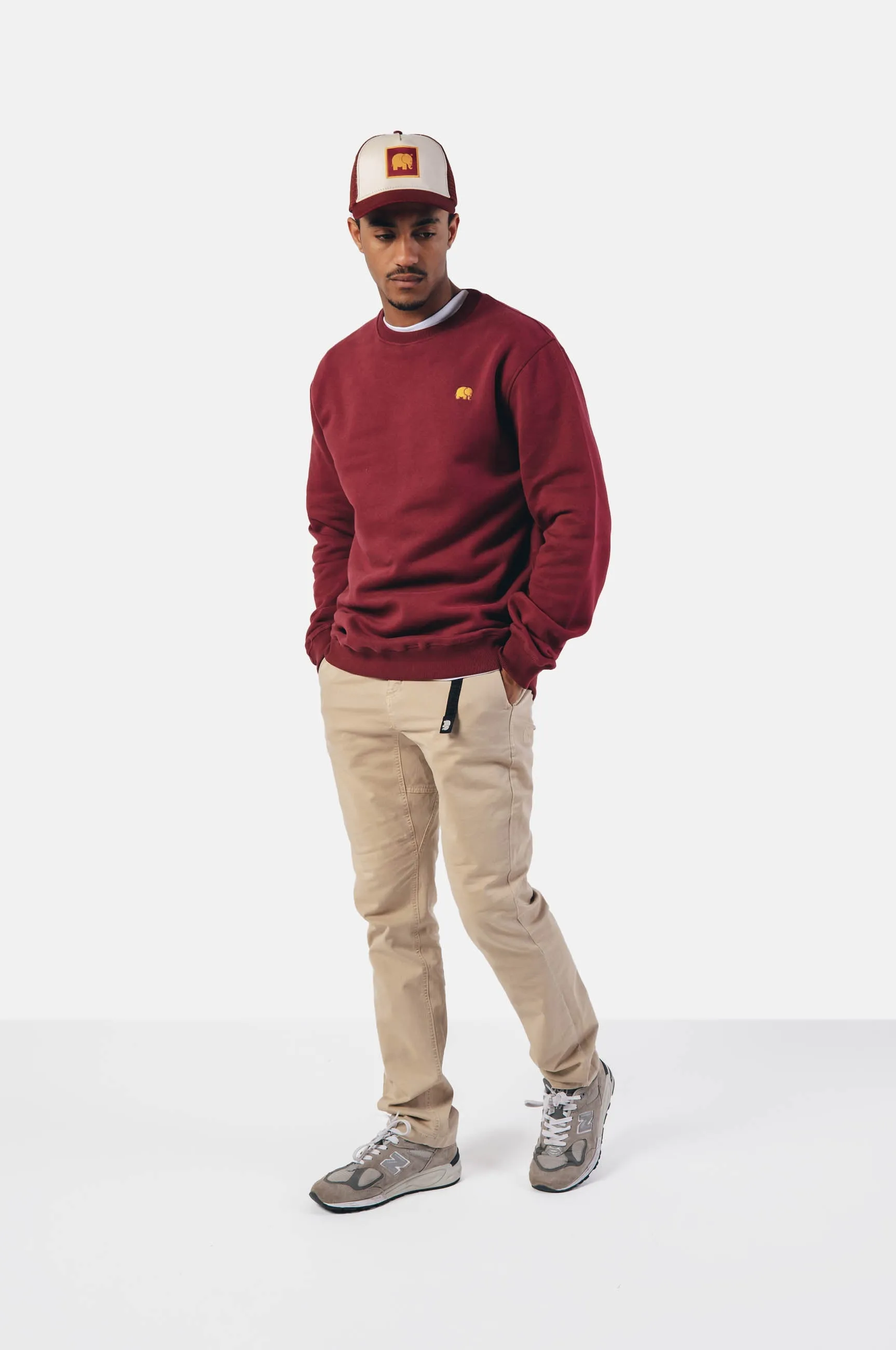 Organic Essential Sweater Burgundy