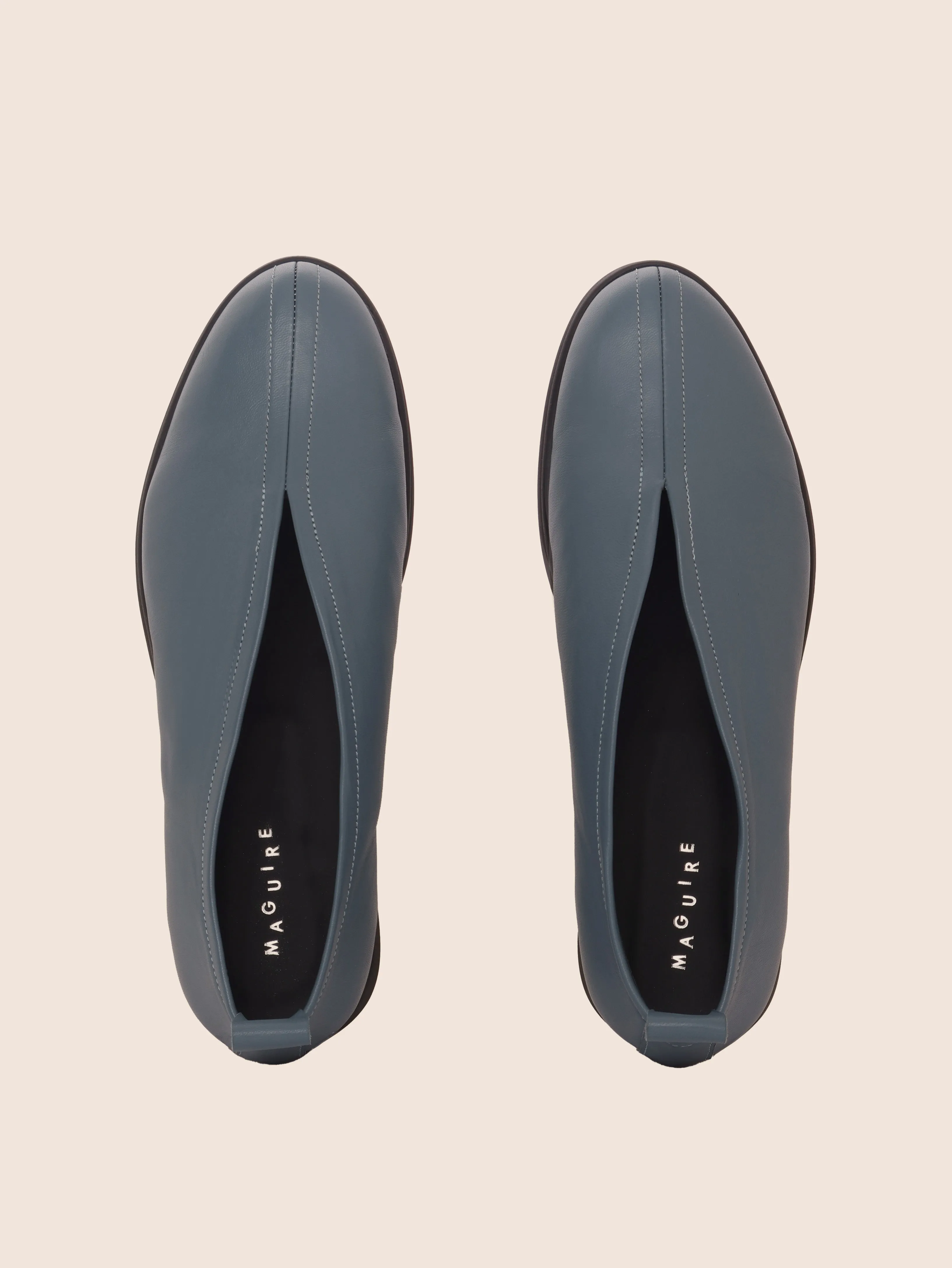 Oriana Midnight Flat