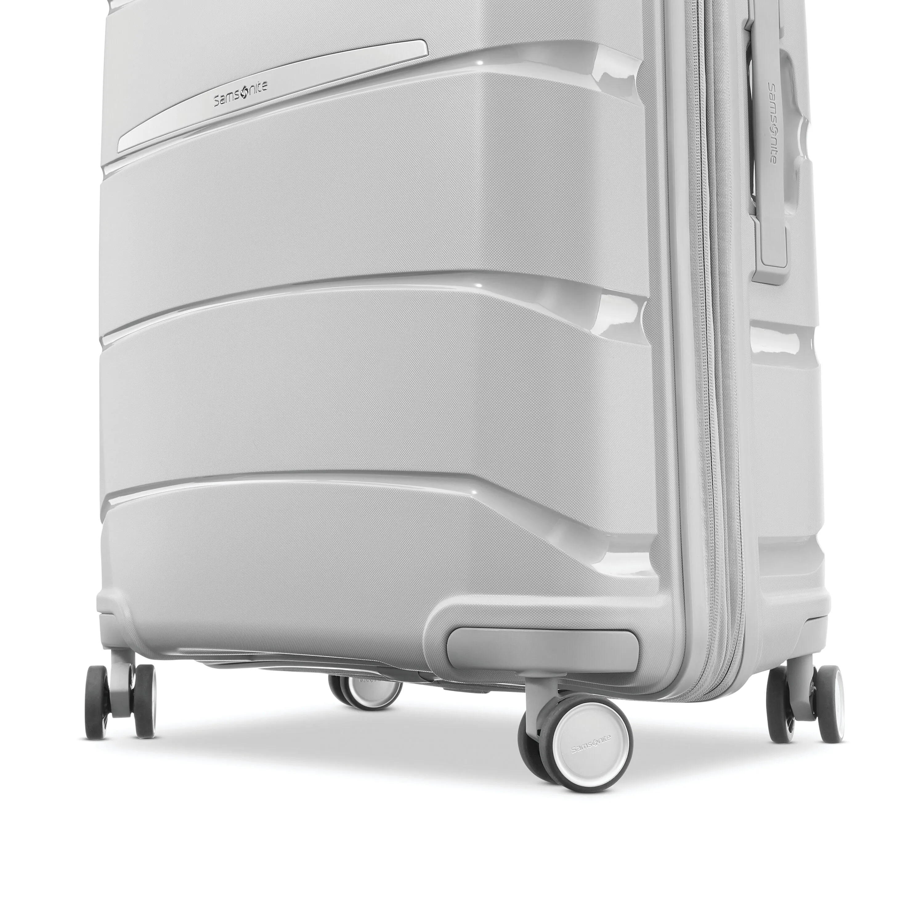 Outline Pro Hardside Large Checked Luggage