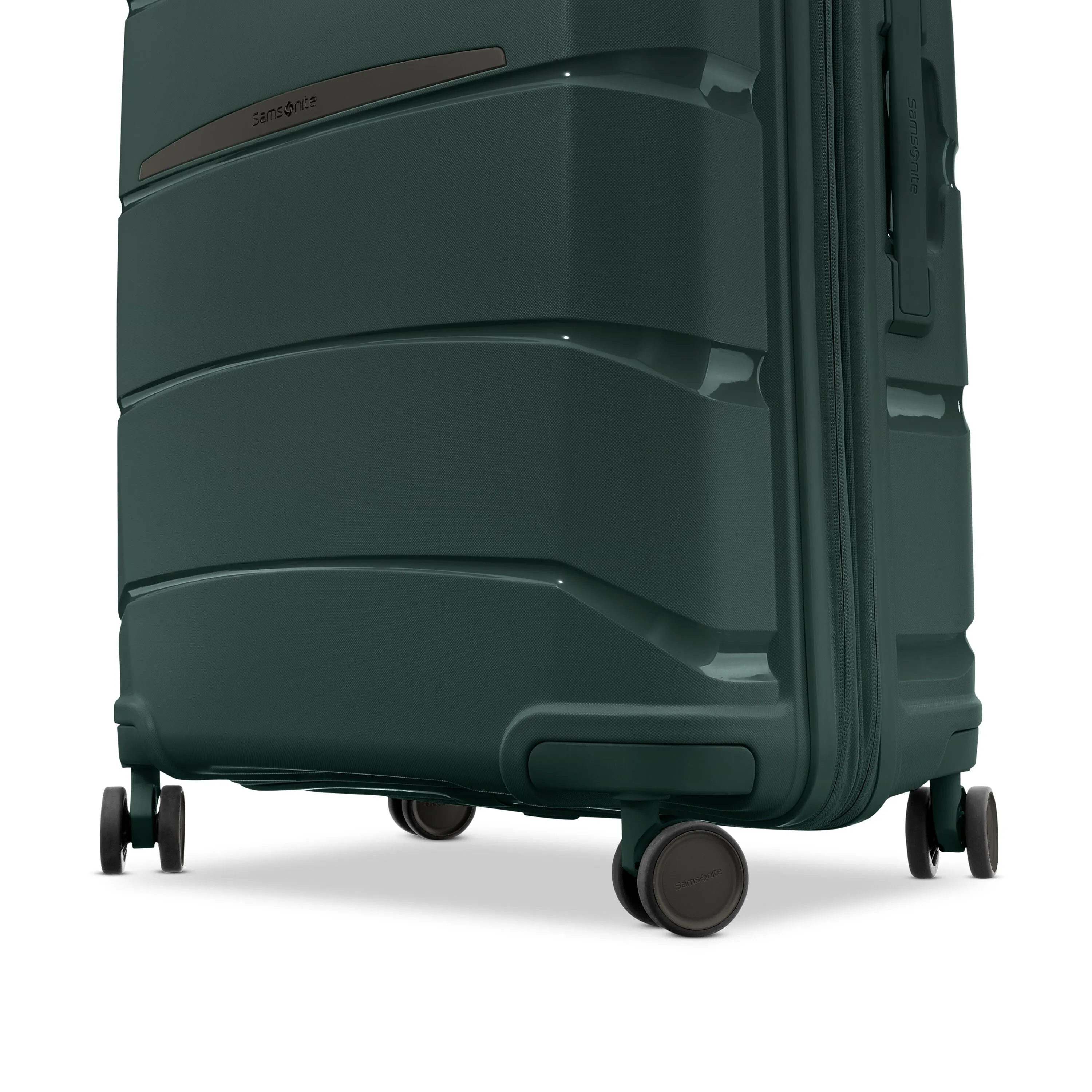 Outline Pro Hardside Large Checked Luggage