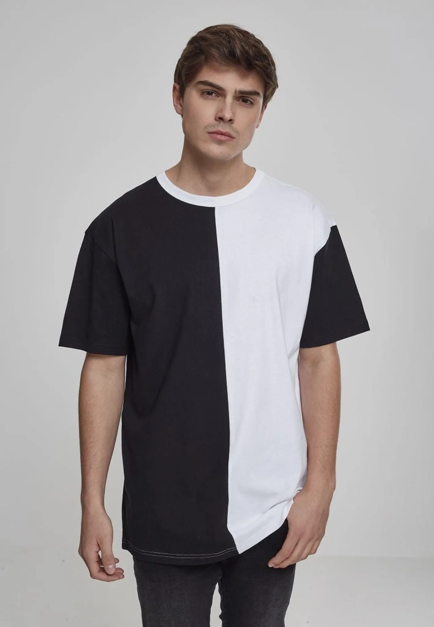 Oversize Harlequin Tee - Black and white