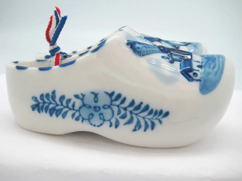 Pair of Delft Shoe with Embossed Windmill Design