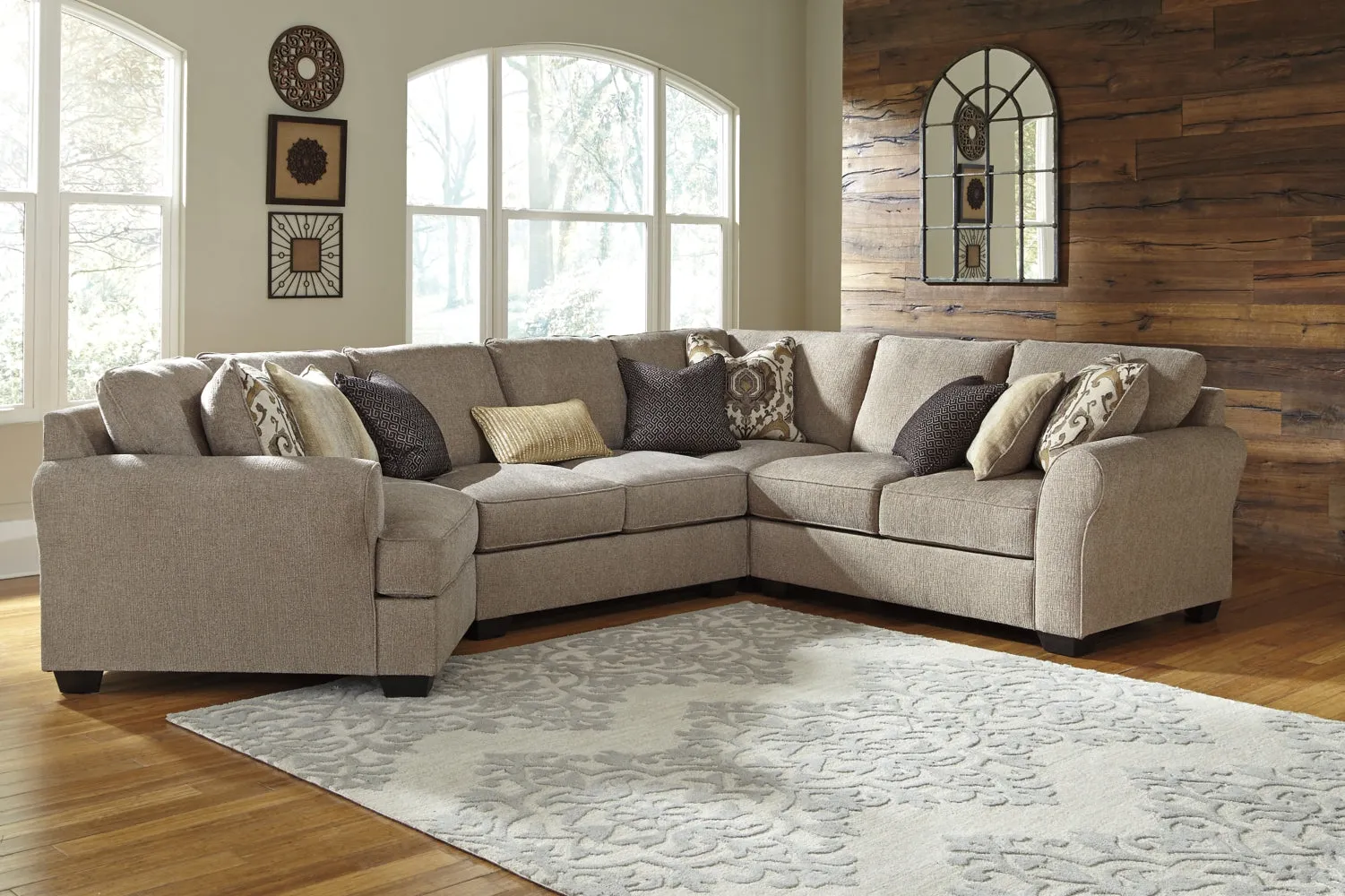 Pantomine 4-Piece Sectional with Ottoman