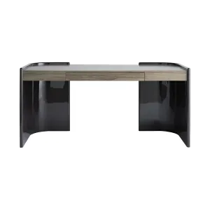 Parnell Desk