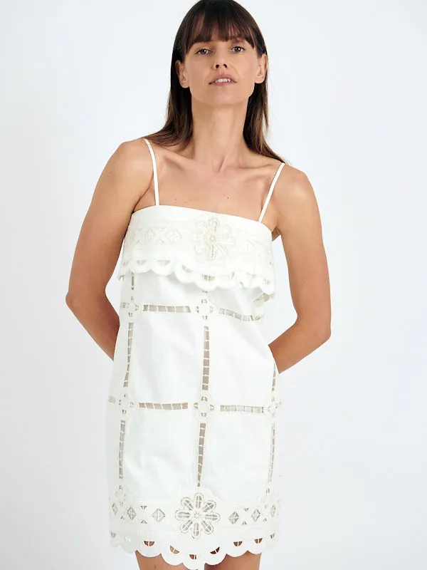 Parvedy Dress in White