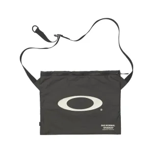 PAS NORMAL STUDIOS X OAKLEY Technical Musette - Balck Olive