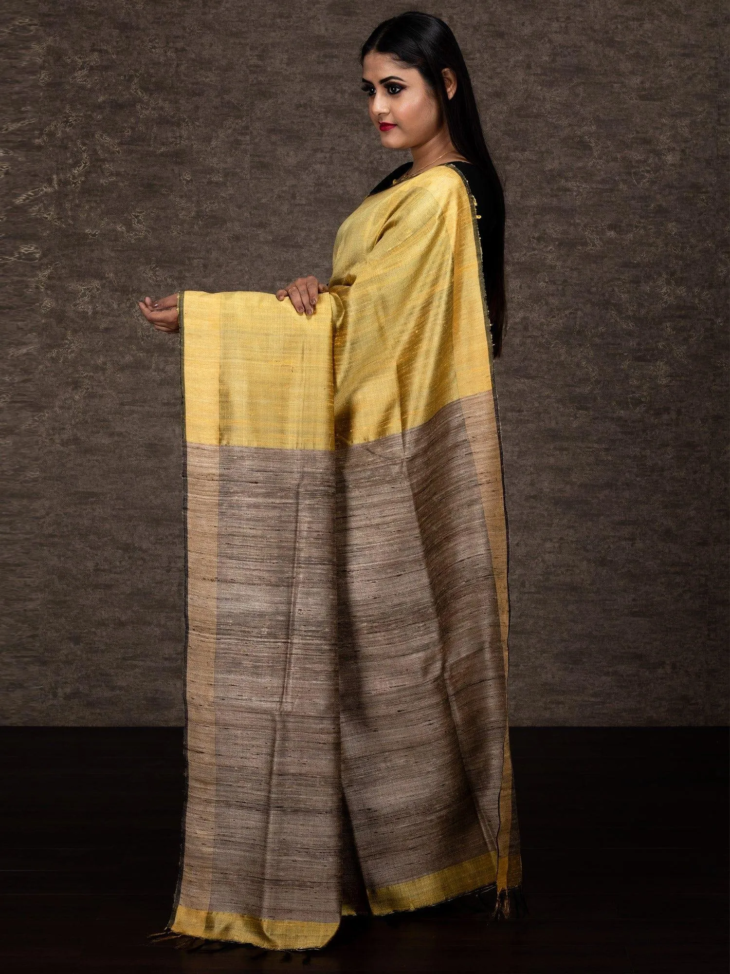 Peach Yellow Par Anchal Dupion Silk Saree