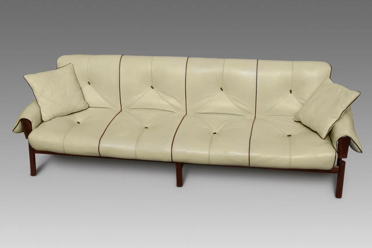 Percival Lafer 'MP-13' Jatoba Wood and Leather Four-Seat Sofa, Brazil, C. 1967