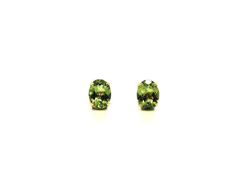 Peridot Stud Oval Cut Ad No.1097 (6/8mm )