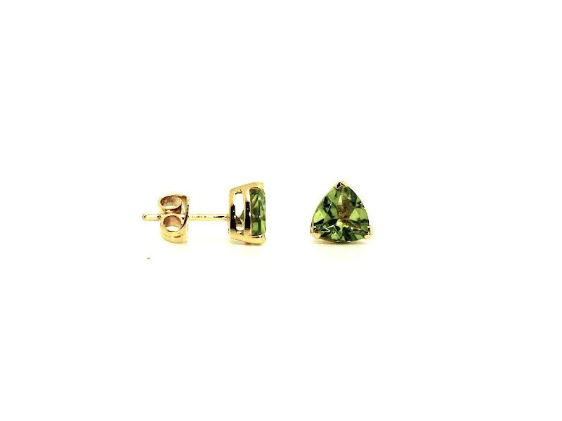 Peridot Stud Trillian Cut Ad No.1098 (6mm )