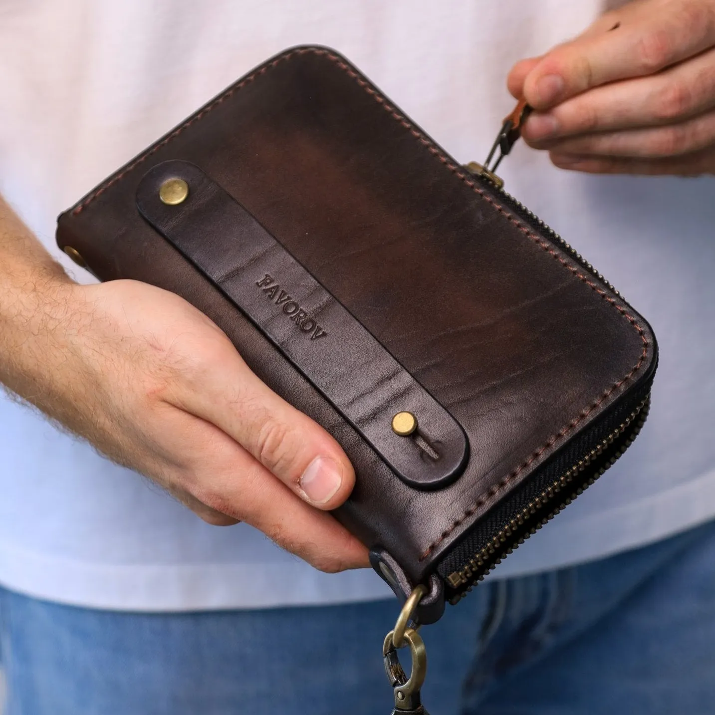 Personalized Leather Clutch, Full Grain Leather Clutch, Brown men's leather wallet, Zipped wallet, Wrist Bag, Men's purse, Father's gift