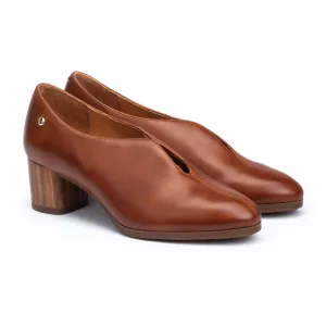 Pikolinos Calafat Calfskin pump