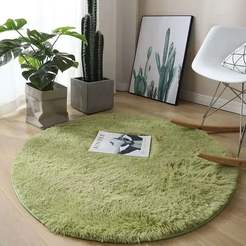 Plush Round Carpet with Fluffy Non-Slip Design