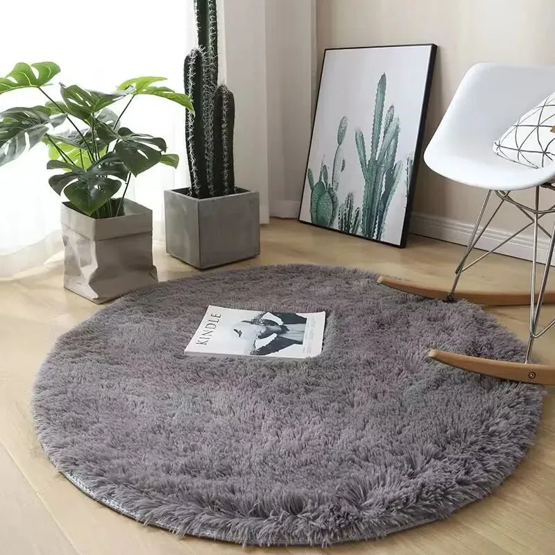 Plush Round Carpet with Fluffy Non-Slip Design