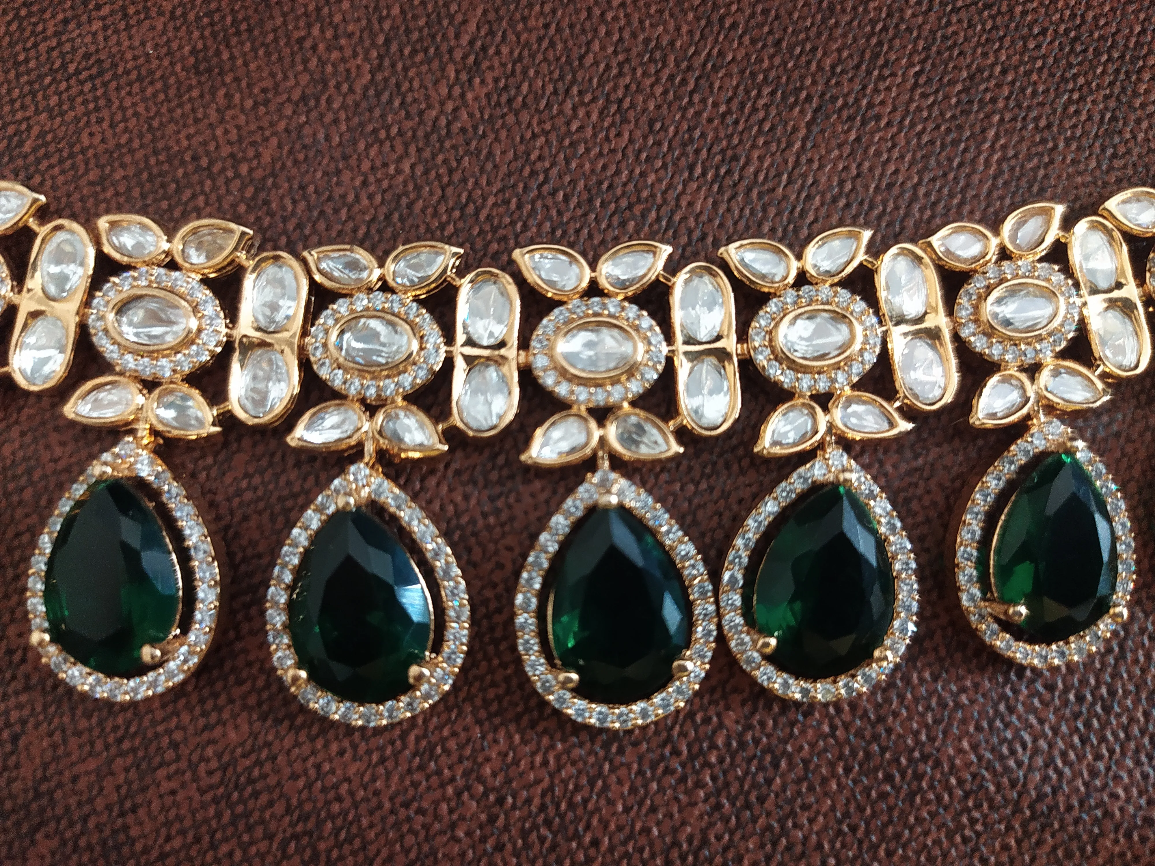 Polki Kundan Necklace with Pear Shape Drop and Uncut Diamond Stones