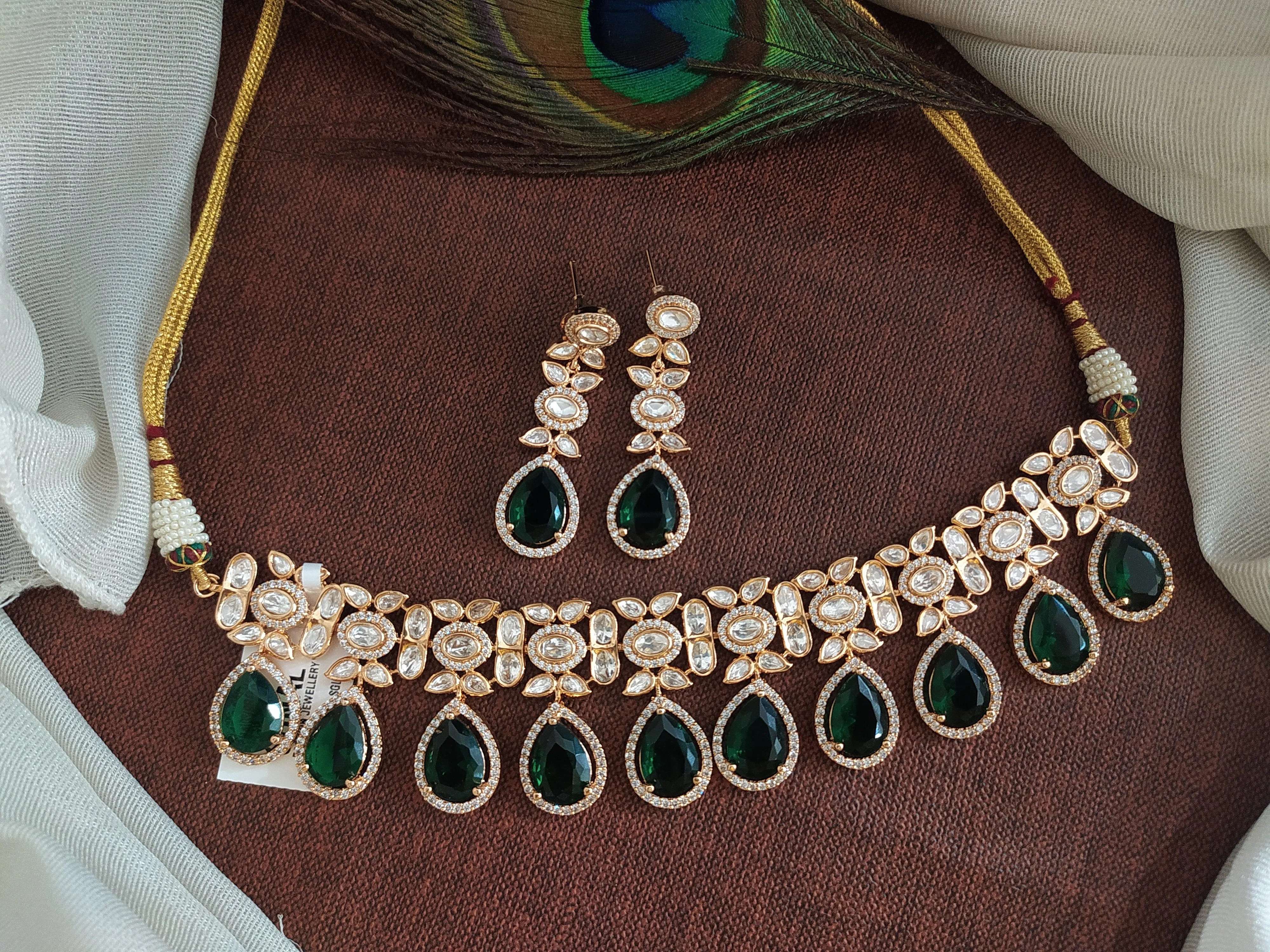 Polki Kundan Necklace with Pear Shape Drop and Uncut Diamond Stones