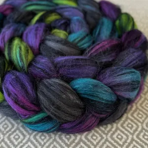 Polwarth Black Bamboo Silk Roving - Northern Lights