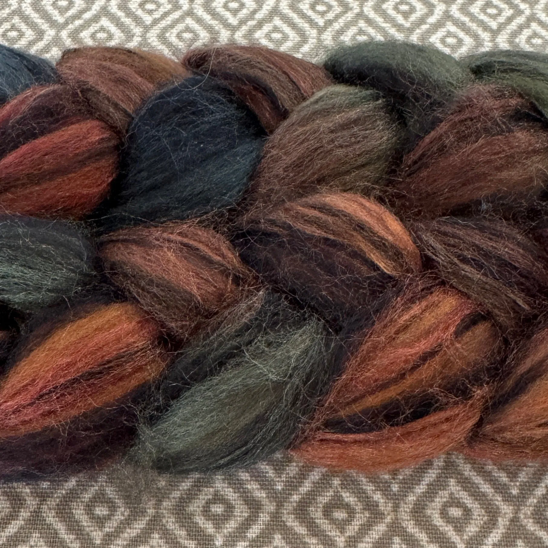 Polwarth Black Bamboo Silk Roving - Outlaw