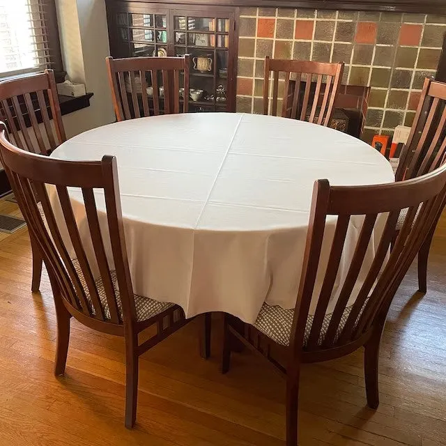 Poly Premier Round Tablecloth