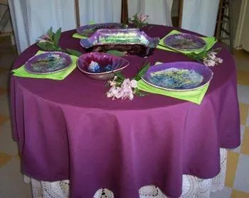 Poly Premier Round Tablecloth