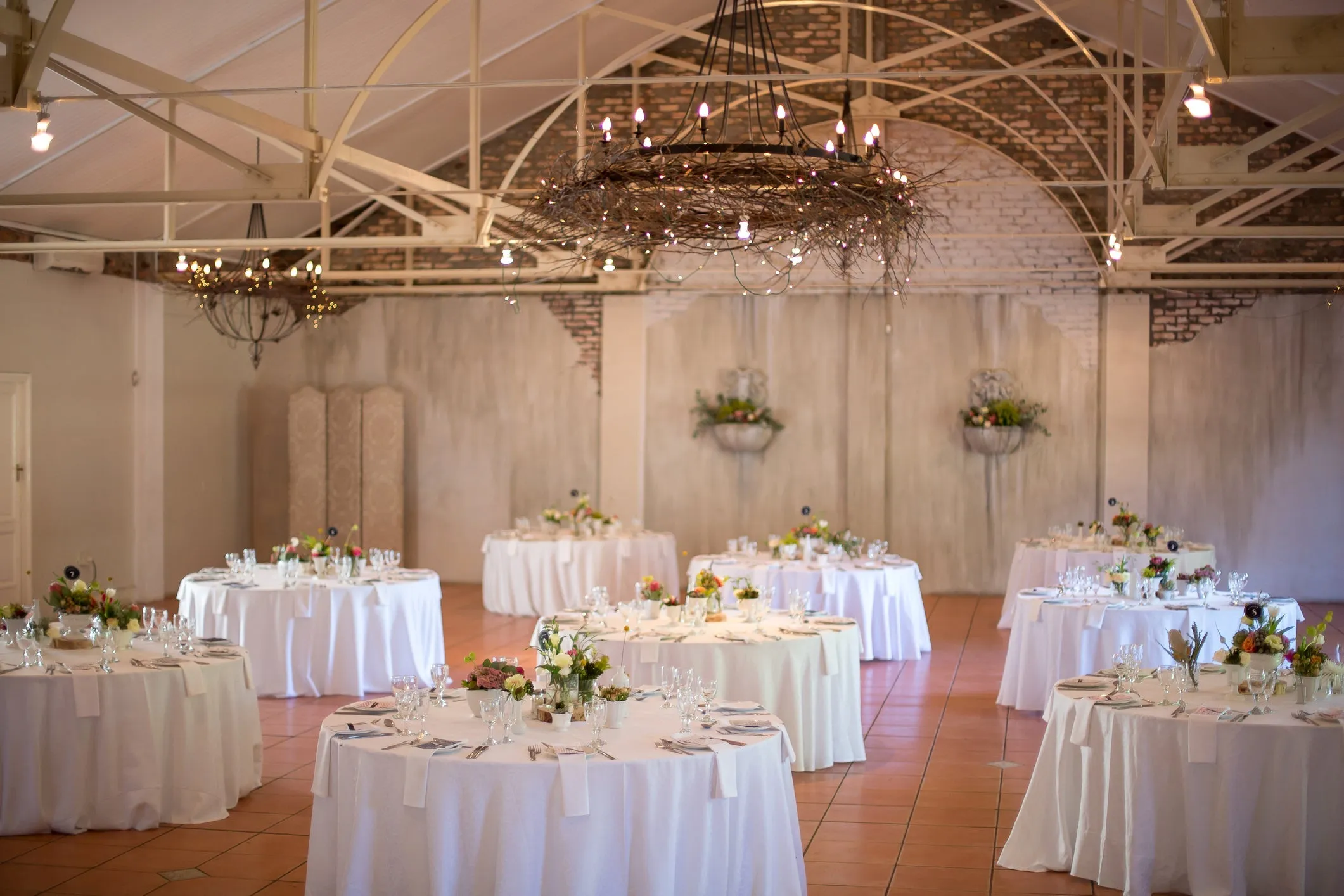 Poly Premier Round Tablecloth