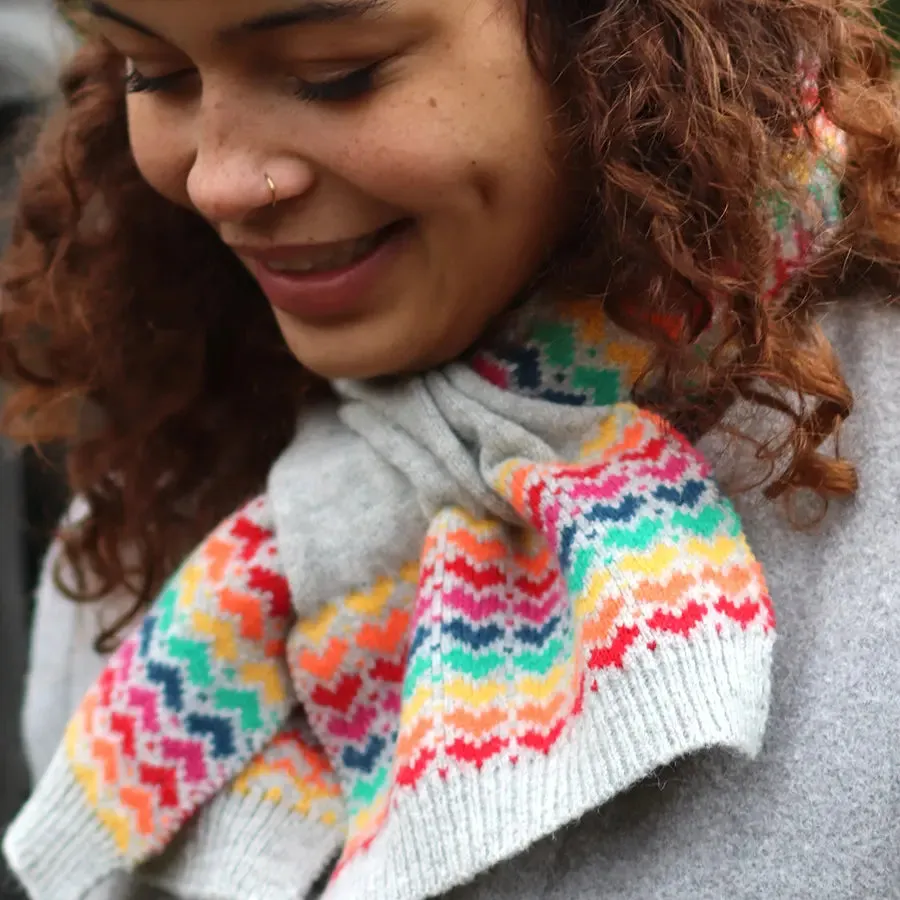 POM One Size Grey Wool Rainbow Hearts Pull Through Scarf