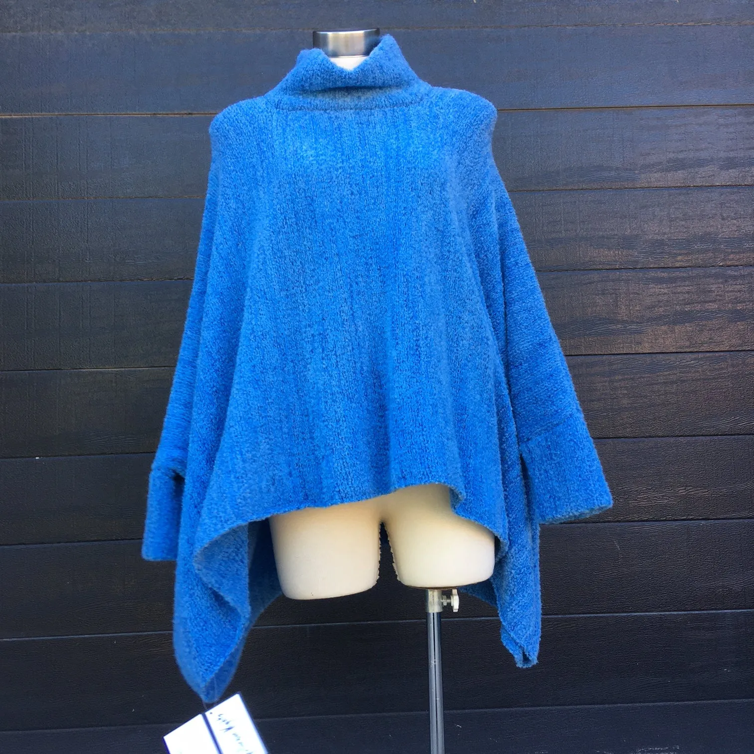 Poncho- Poncho with Collar and Cuffs