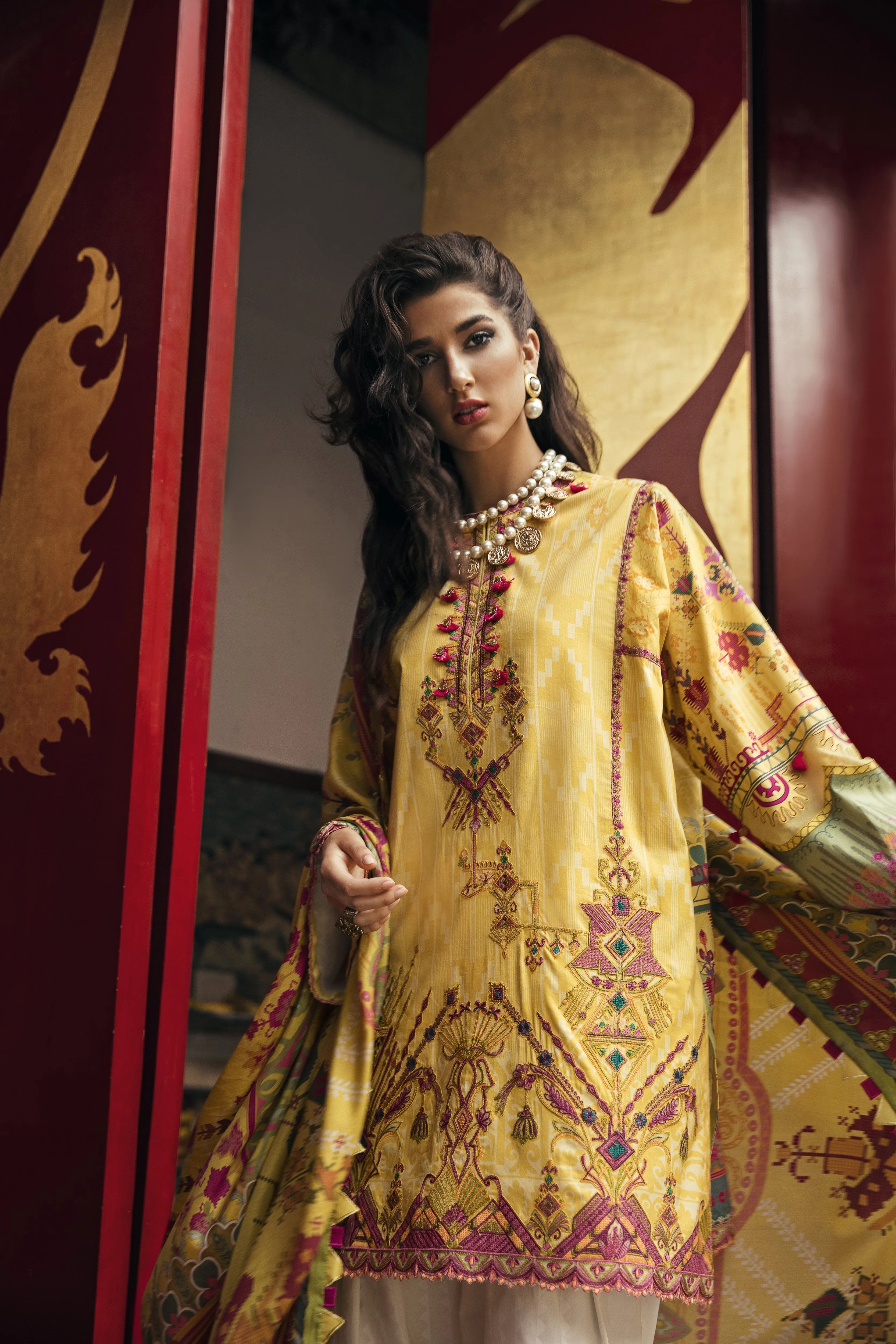 Époque X Suffuse by Sana Yasir Lawn Collection 2019 – Canary Aztec