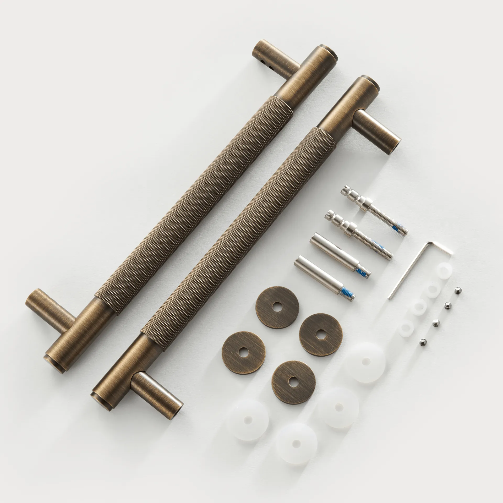 PORTA / Double-Sided Solid Brass Knurled Door Pull