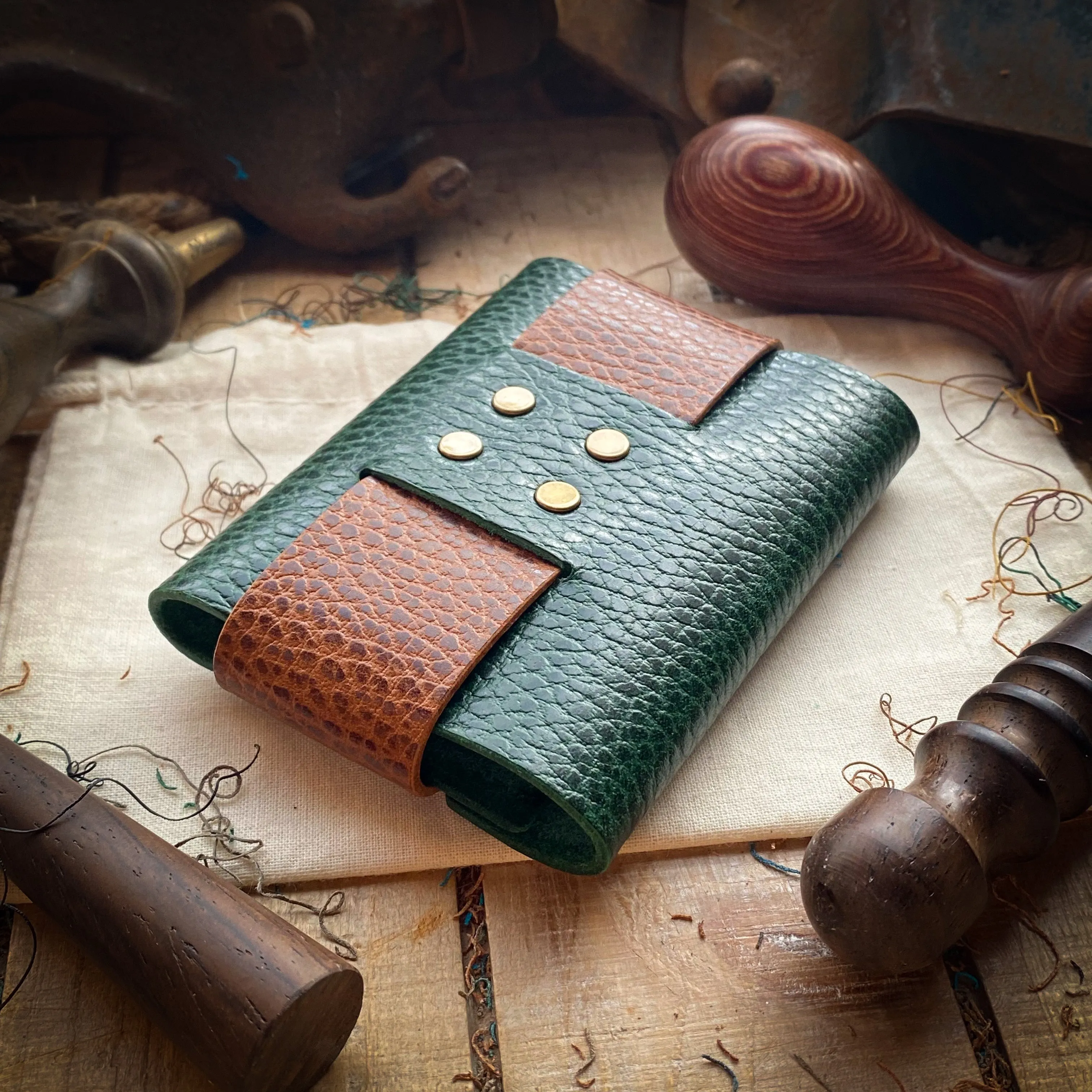 Posh Minimalist Wallet - Green and Whiskey Dollaro