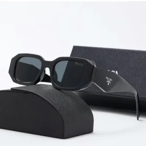 PRADA (16) SUNGLASS