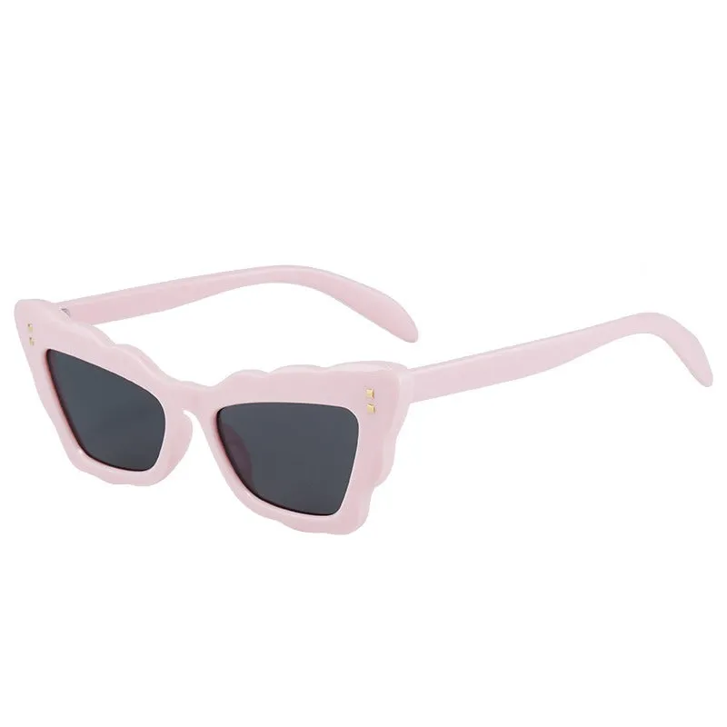 Pre Order:  Retro High-End Wave Pattern Progressive Sunglasses