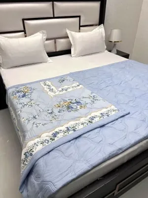 Pure Decor Doze Collection Microfiber Comforter Double Bed King Size (88"X93") with Laser Stitching PD 4117 - Floral, Blue