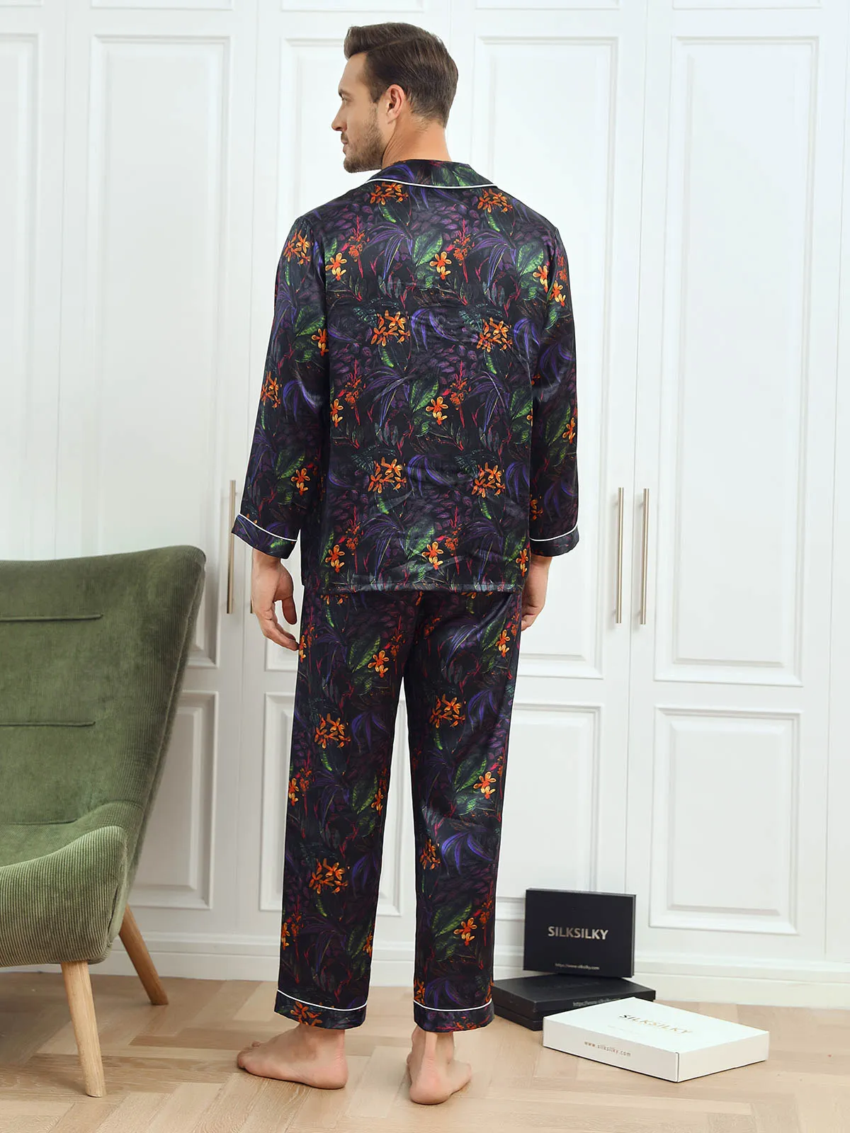 Pure Silk Men‘s Floral Printed Lapel Pajamas