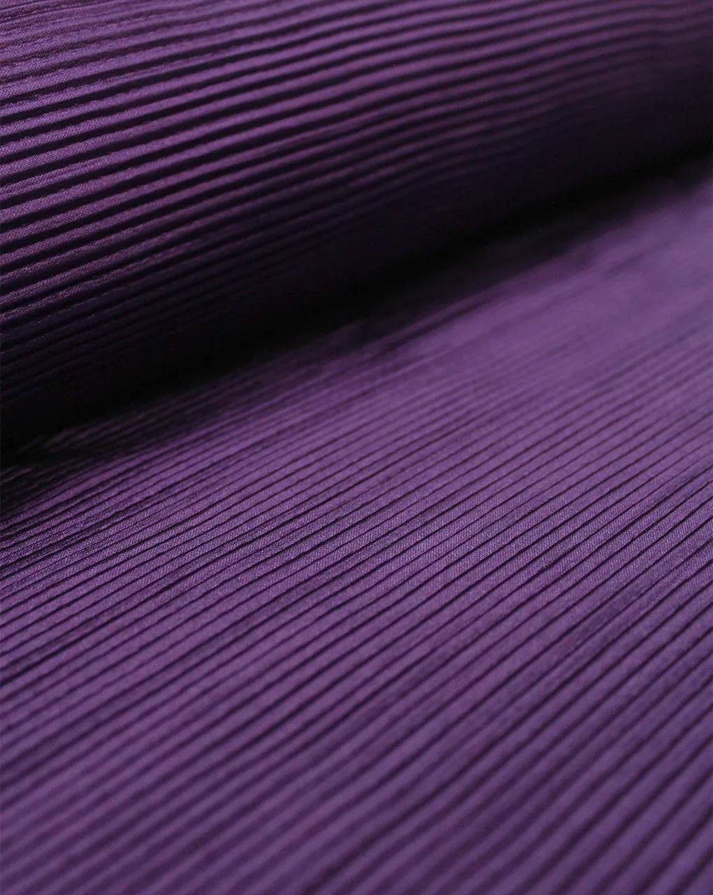 PURPLE POLYESTER PLEATED FABRIC