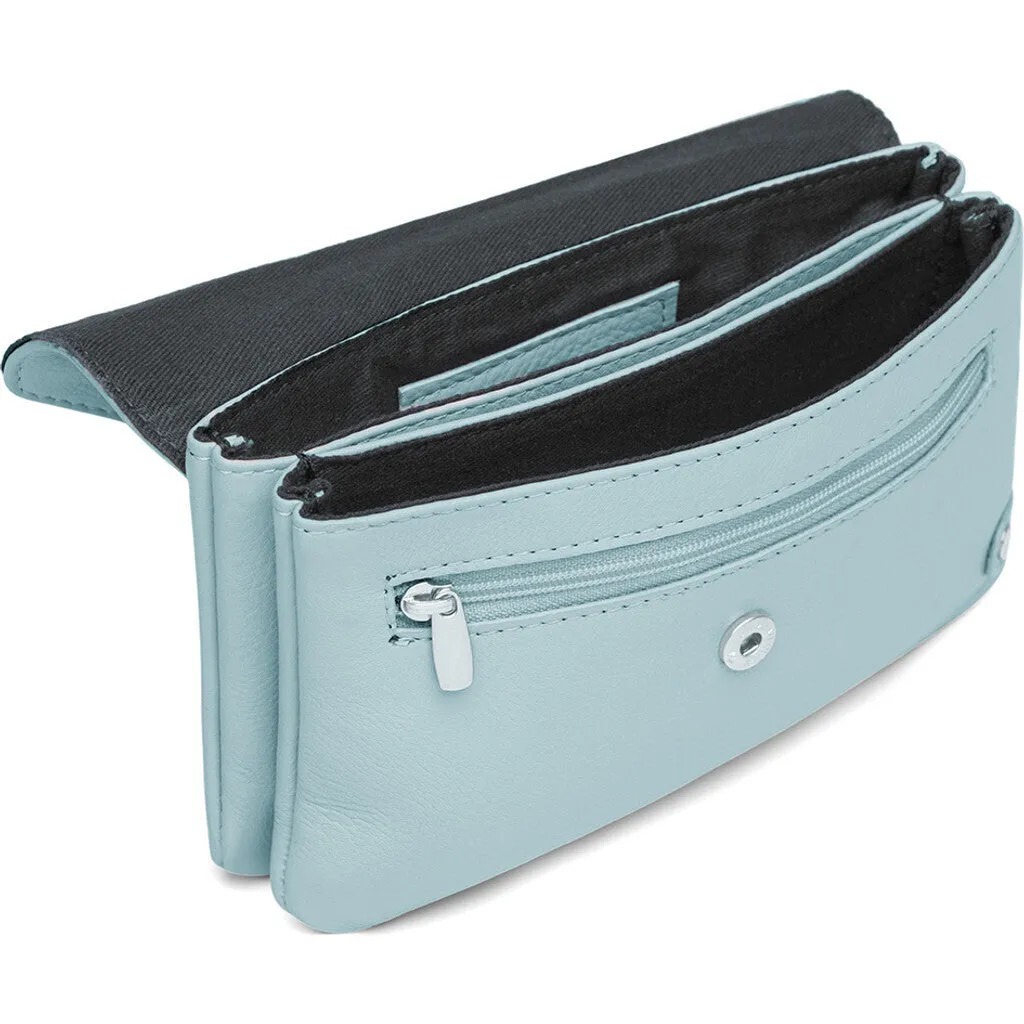 Purse/waist bag in soft leather and timeless design / 16046 - Dusty Blue