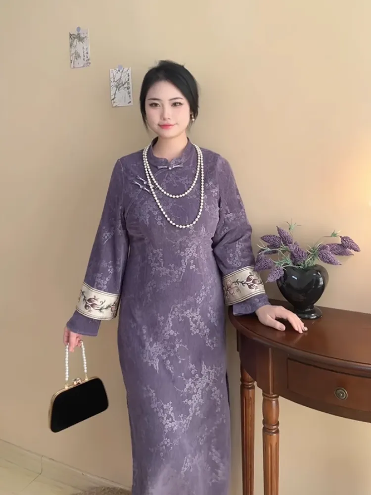 Qiezi 茄子 Aubergine 1920s Inspired Plus Size Long Sleeve Winter Qipao