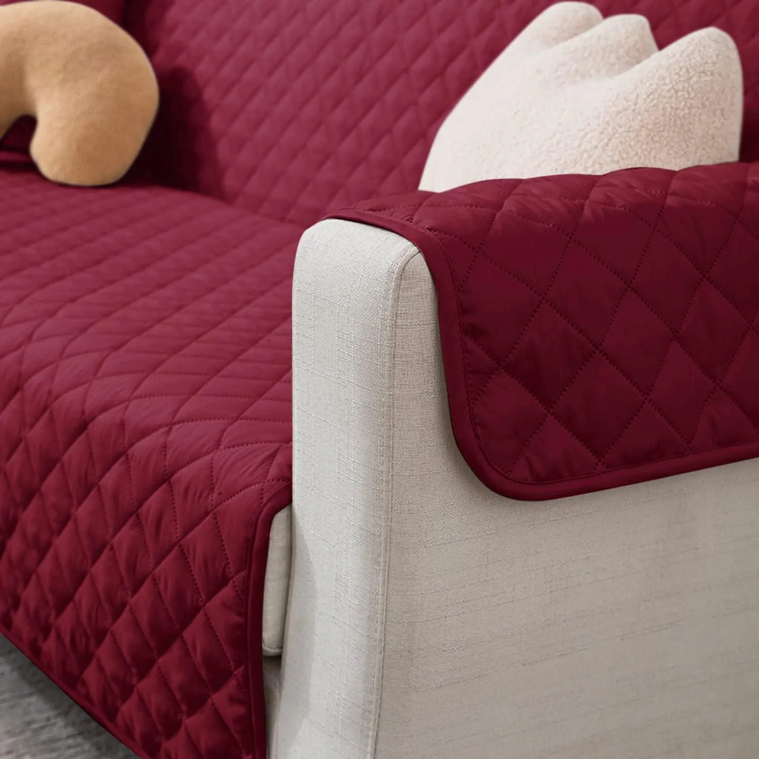 Quilted Polyester Sofa Cover Mat Pet Friendly, Maroon