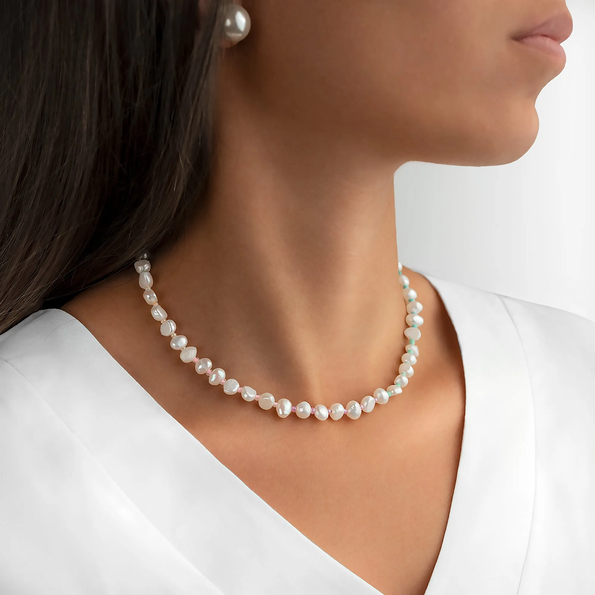 "Festive Pearls" Necklace