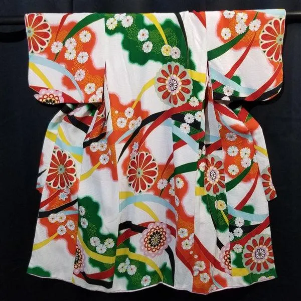 "Floating Mums" Vintage Girl's Kimono