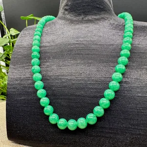 Radiant Opulence: High-End Jadeite Jade Beads Necklace ( Collectibles )