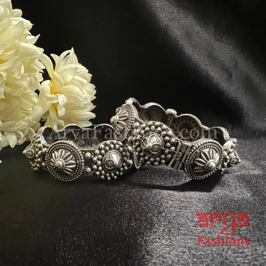 Rajasthani Gokhru Silver Oxidized Openable Bangles