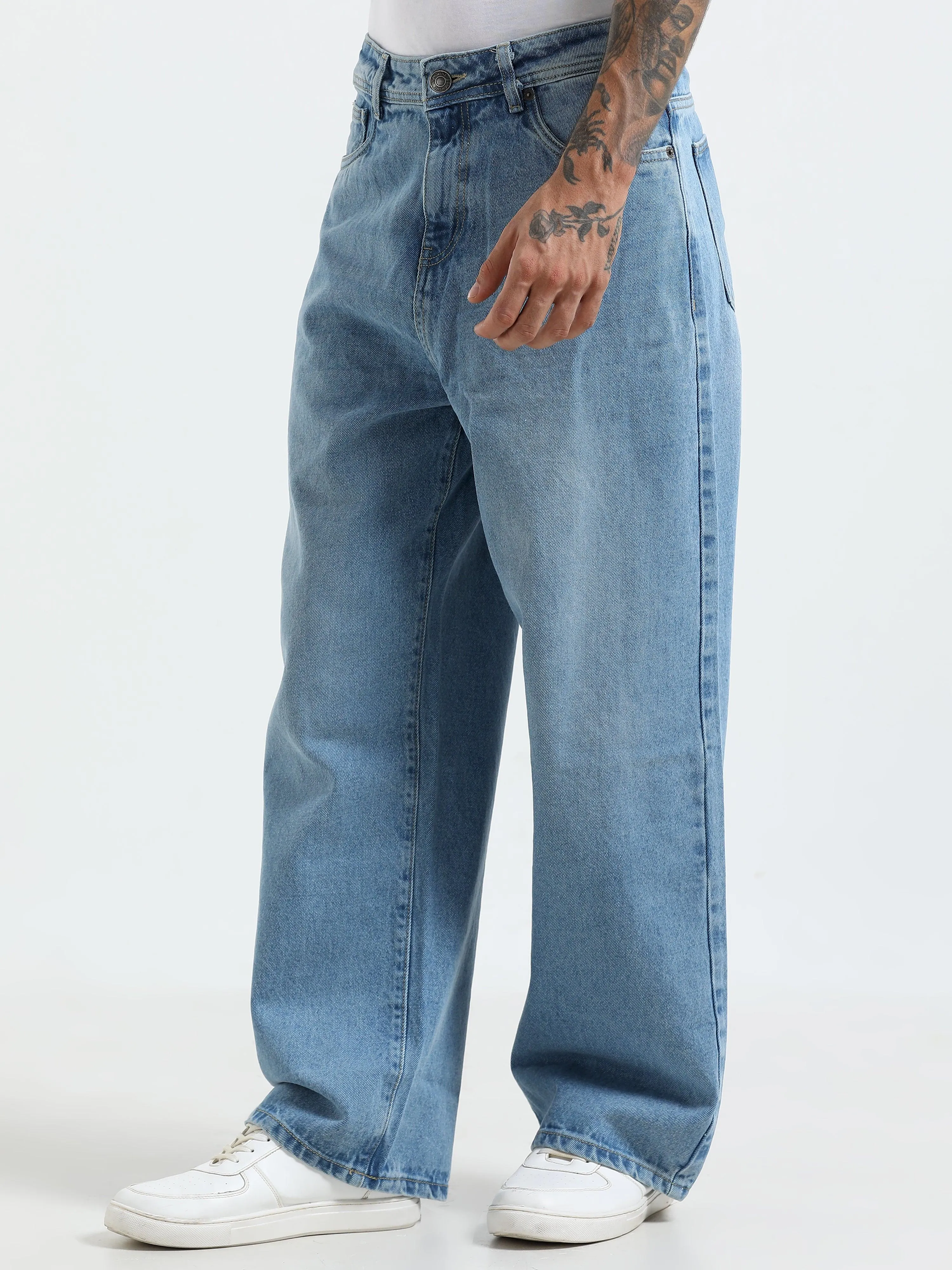 Rattled Loose Fit Jeans - Blue