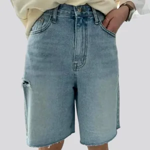 Raw-hem fashion denim shorts for ladies