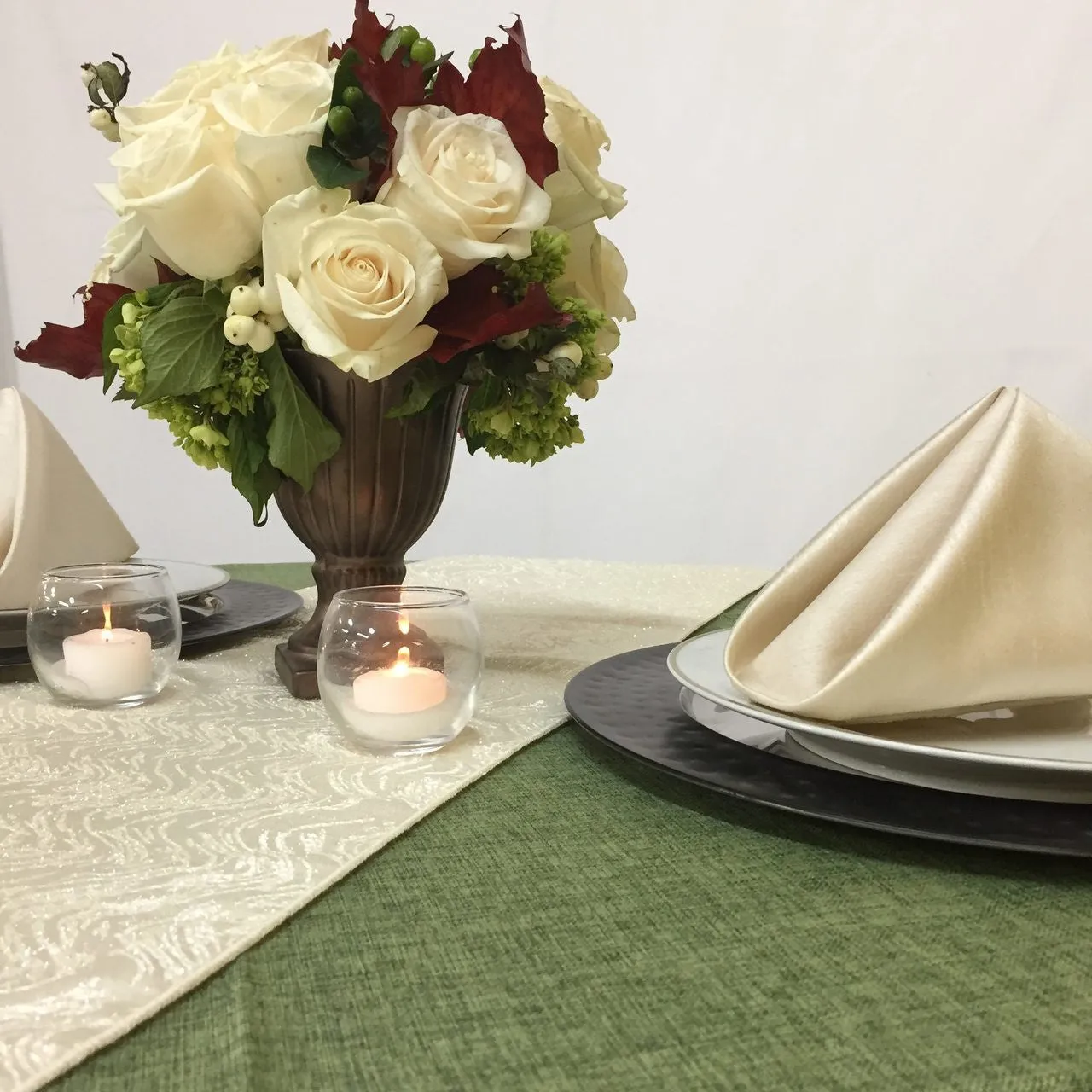 Rectangular English Linen Tablecloth