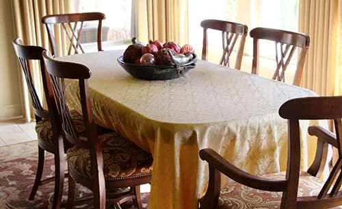 Rectangular Saxony Damask Tablecloth