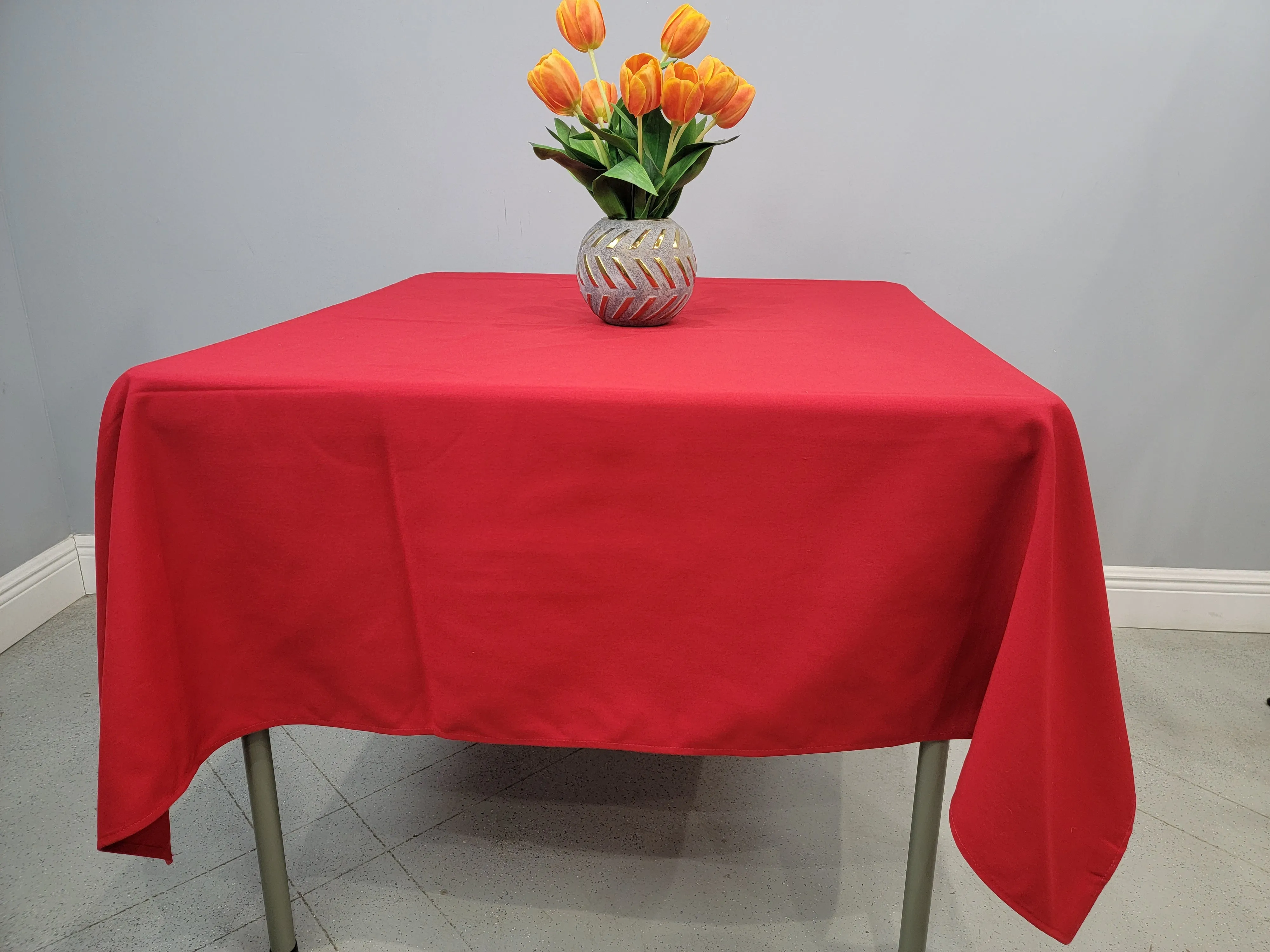 Red 52" x 114" Rectangular Spun Poly Tablecloth Special